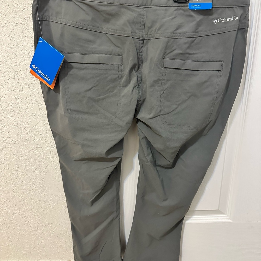 NWT Columbia women’s capri Pants in Gray - Picture 3 of 8